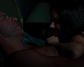 Shailene Woodley - White Bird In A Blizzard (2014) actress sexy video