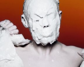 Rose_McGowan_-_RM486 (2015)