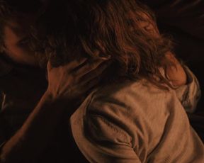 Rachael Leigh Cook nude - Red_Sky (2014)