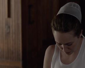 Alycia Debnam-Carey - The Devil's Hand (2014) celebrity topless scenes