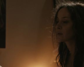 Jeanette Hain - Lugen und andere Wahrheiten (2014) celebrity hot scene