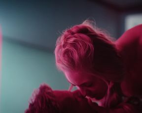 Jessica Sipos hot- Ascension (2014)