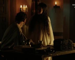 Iazua Larios, Meritxell Calvo - Carlos Rey Emperador s01e07 (2015) celeb nude videos