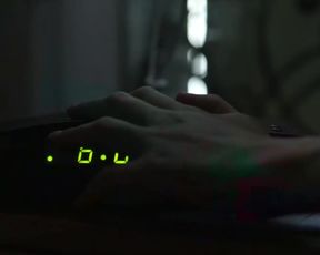 Stephanie Caillol - Au sol (2014) celeb hot scene