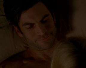 Chloe Sevigny hot- American_Horror_Story_s05e10 (2015)