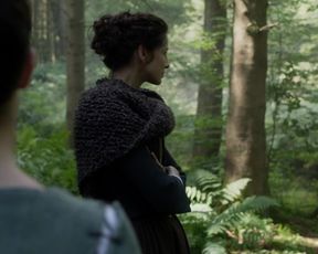 Laura Donnelly - Outlander s01e14 (2015) celeb naked