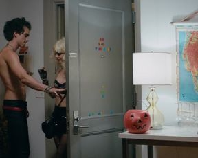 Victoria_Justice_-_Naomi_and_Ely_s_No_Kiss_List (2015)