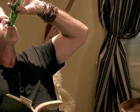 Sarah Dumont sexy - Tbilisi_I_Love_You (2014)