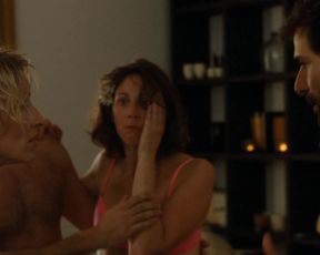 Floriane Muller - Jamais le premier soir (2014) actress hot scene