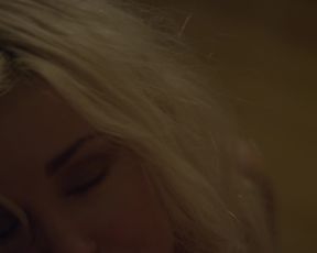 Briana Evigan, Roxy Olin - Toy (2015)