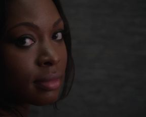 Lucy_Walters__Naturi_Naughton__Lela_Loren_-_Power_s01e04 (2014)