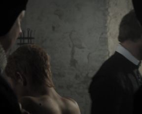 Silke Bodenbender, Christina Simhandl, Franziska Singer - Die Seelen im Feuer (2014) actress sexy scene