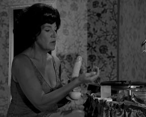 Katy Karrenbauer - Harte (2015) celebrity hot movie scene