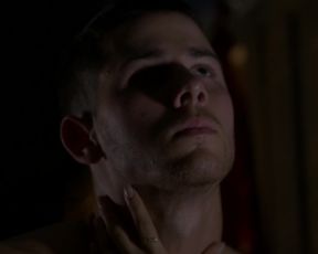 Alisa Allapach hot - Kingdom_s01e08 (2014)