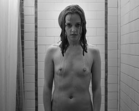 Lauren_Ashley_Carter_-_Darling (2015)