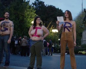 Lina Esco, Lola Kirke nude - Free_the_Nipple (2014)