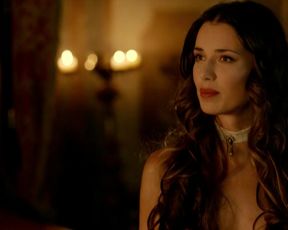 Eszter Tompa, Natasha Yarovenko - Las aventuras del capitan Alatriste (2015) celebs nude scene