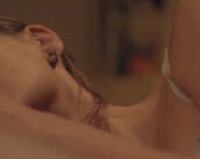 Nataly Cabanas - Cama, Mesa e Banho (2014) celebrity topless scenes