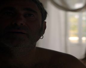 Isabelle Carre, Karin Viard - Vingt et une nuits avec Pattie (2015) actress hot scene