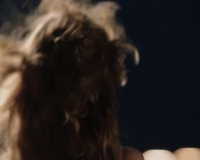 Laetitia Casta - Una Donna Per Amica (2014) actress hot scene