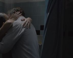 Gabriela Duarte - Ninguem Ama Ninguem... Por Mais de Dois Anos (2015) actress hot video scene