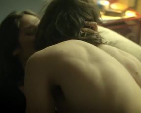 Nora Arnezeder, Lola Kirke - Mozart in the Jungle s01e09 (2014) celebrity sexy