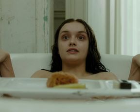 Olivia_Cooke_-_The_Quiet_Ones (2014)