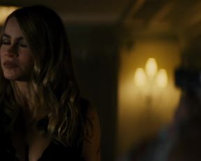 Sofia_Vergara__Reese_Witherspoon_-_Hot_Pursuit (2015)