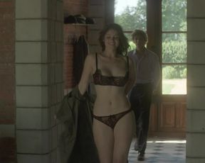 Gemma Arterton - Gemma Bovery (2014) celebrity sexy video