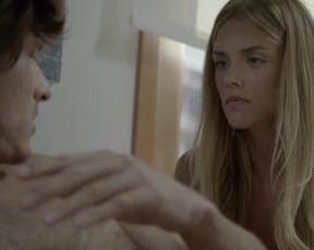 Patricia Valley - B_b, de boca en boca s02e03 (2015) actress sexy scene