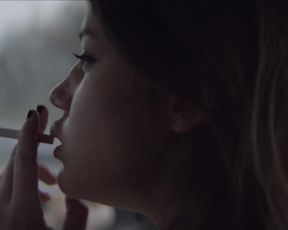 Adele Exarchopoulos - Fire (2015 )celeb hot scene