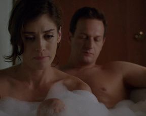 Lizzy_Caplan_-_Masters_of_Sex_s03e09 (2015)