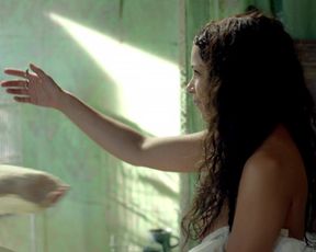 Jessica Parker Kennedy, Hannah New - Black Sails s01e02 (2014) Hot Movie Scenes hot scene