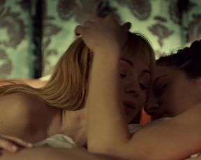 Tatiana Maslany, Ksenia Solo nude - Orphan_Black_s03e07 (2015)
