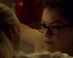 Tatiana Maslany, Ksenia Solo nude - Orphan_Black_s03e07 (2015)