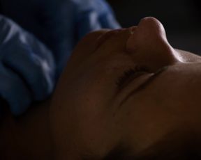 Olivia_Wilde_-_The_Lazarus_Effect (2015)