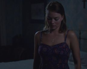 Margot Robbie sexy -_Z_for_Zachariah (2015) Celebs Sex Scene