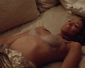 Taylor_Rhodenbaugh, Ella_Thomas nude - Ballers_s01e03 (2015)