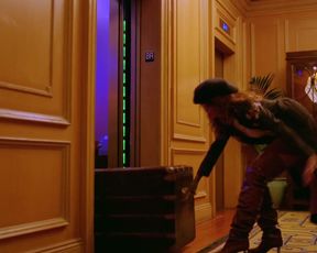 Rihanna__Rachel_Roberts_-_Bitch_Better_Have_My_Money 2015 - Hot Music Vid