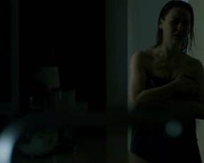 Theresa Scholze - SOKO Koln s11e02 (2014) actress nude scene