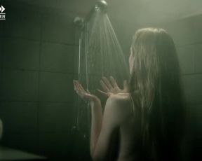 Lisa Maria Potthoff, Mathilde Bundschuh - Morderhus - Der Usedom-Krimi (2014) celeb nude scene