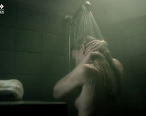 Lisa Maria Potthoff, Mathilde Bundschuh - Morderhus - Der Usedom-Krimi (2014) celeb nude scene