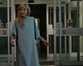Imogen_Poots_-_A_Long_Way_Down (2014)