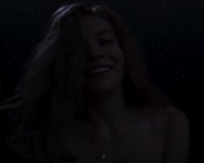 Hannah Gross - Falling (2020) actress sexy