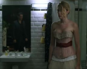 Sigrid Bouaziz - Chronique de la jungle (2015) celeb nude videos