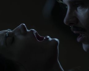 Eva Green - Penny Dreadful s01e05 (2014) celeb naked