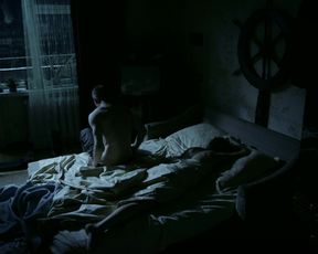 Mariya Poezzhaeva - Motylki s01e03 (2014) celeb topless scenes