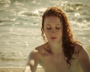Lola Naymark - Au fil d'Ariane (2014) actress hot scene