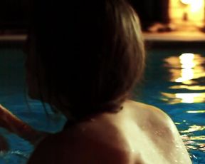 Josephine_Decker__Jennymarie_Jemison_-_Loves_Her_Gun (2014)