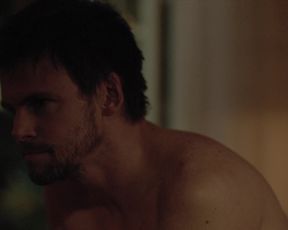 Eliza_Coupe_-_Casual_s01e06 (2015)